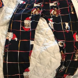 Lularoe Christmas leggings Tall & Curvy